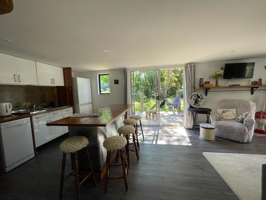 Awa Tui Batch Appartement Blenheim Buitenkant foto